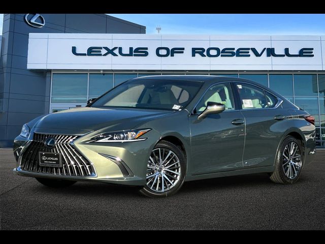 2025 Lexus ES 300h