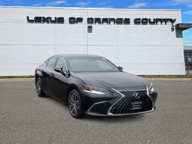 2025 Lexus ES 300h