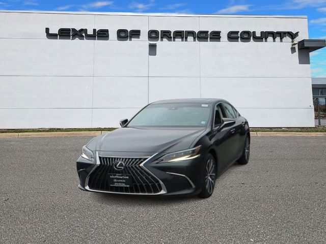 2025 Lexus ES 300h