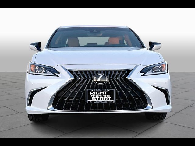 2025 Lexus ES 300h