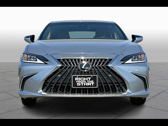 2025 Lexus ES 300h