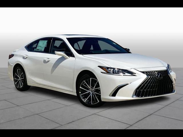 2025 Lexus ES 300h