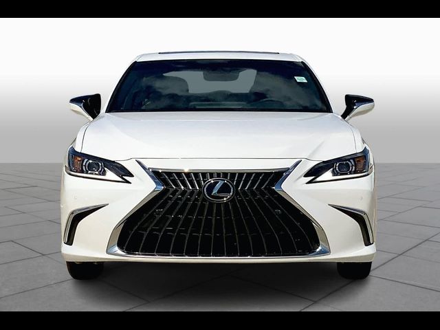 2025 Lexus ES 300h