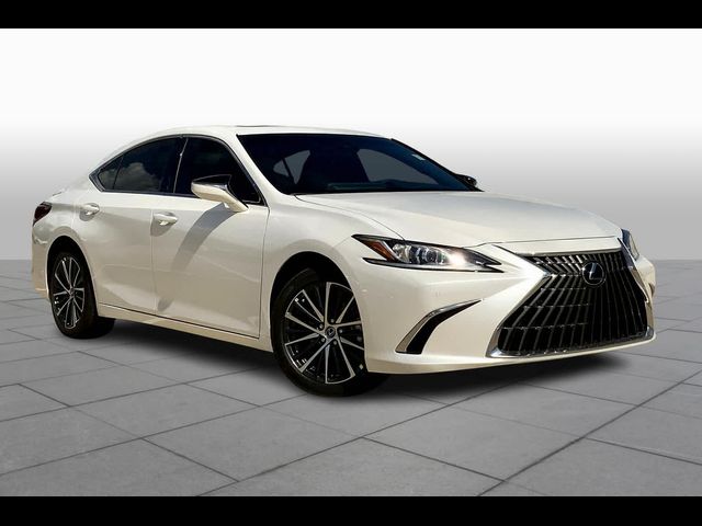 2025 Lexus ES 300h