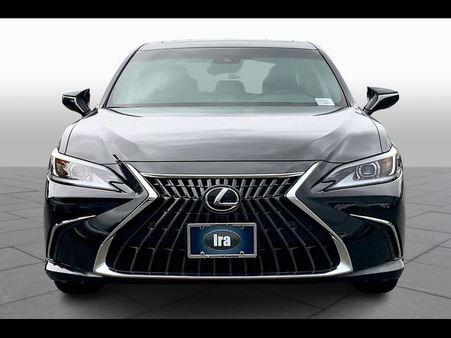 2025 Lexus ES 300h