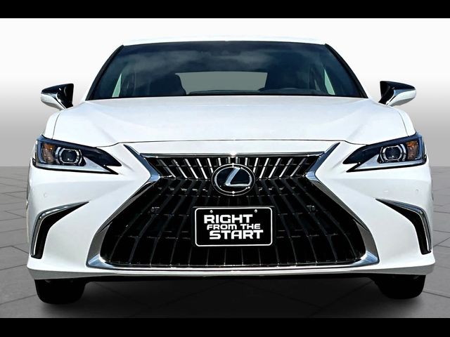 2025 Lexus ES 300h