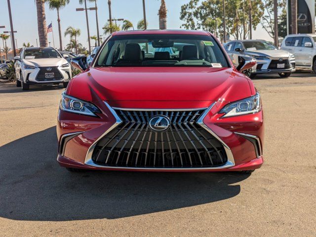 2025 Lexus ES 300h