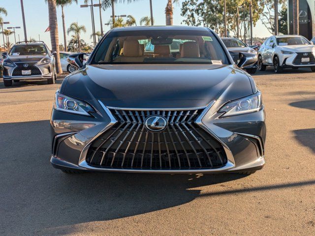 2025 Lexus ES 300h