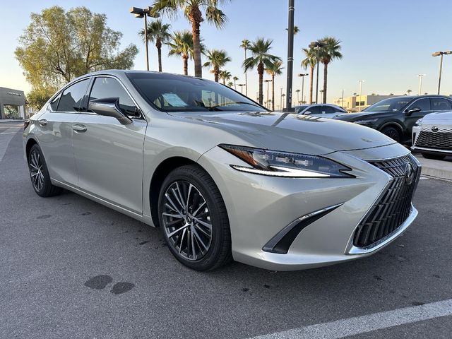 2025 Lexus ES 300h