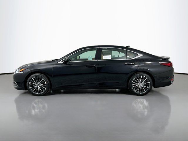 2025 Lexus ES 300h