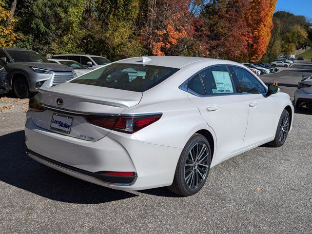 2025 Lexus ES 300h