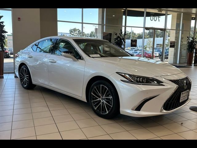 2025 Lexus ES 300h