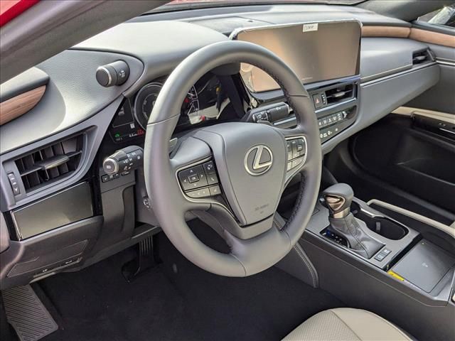 2025 Lexus ES 300h