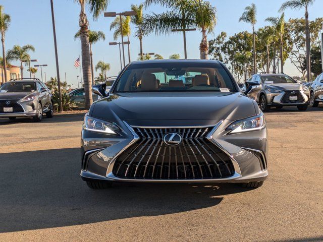 2025 Lexus ES 300h