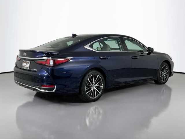 2025 Lexus ES 300h