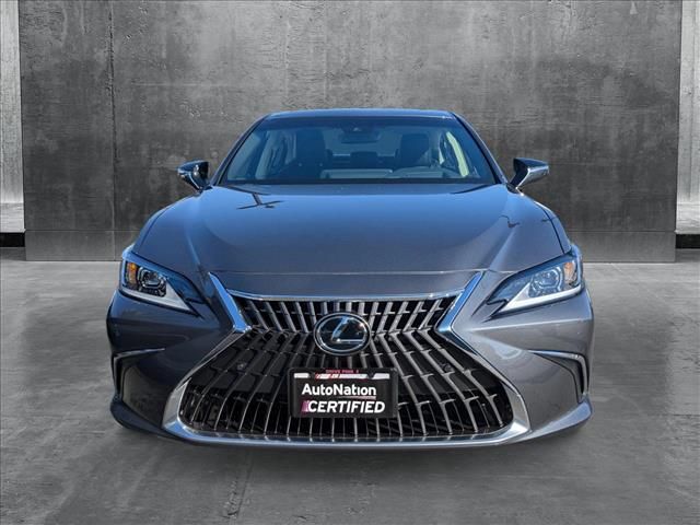 2025 Lexus ES 300h