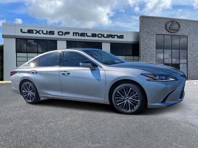 2025 Lexus ES 300h