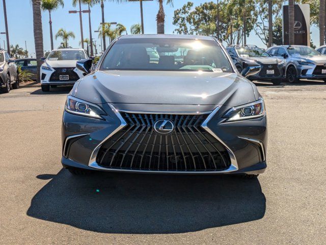 2025 Lexus ES 300h