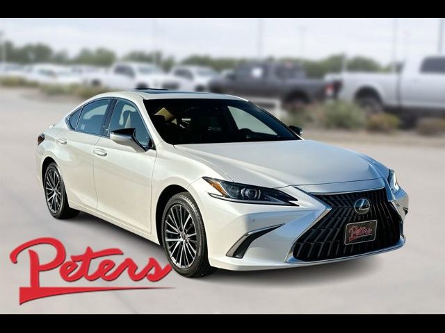 2025 Lexus ES 300h