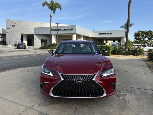 2025 Lexus ES 300h