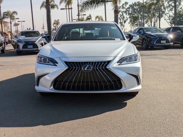 2025 Lexus ES 300h