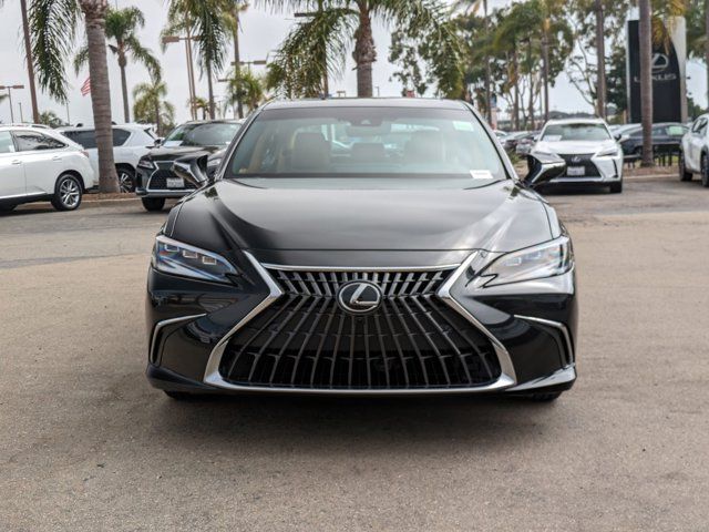 2025 Lexus ES 300h Luxury