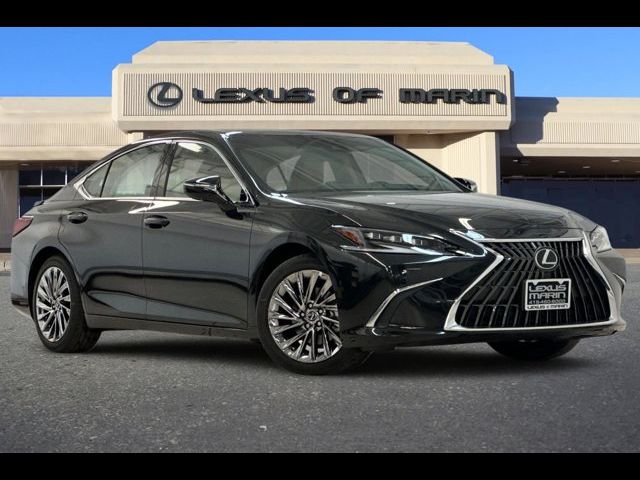 2025 Lexus ES 300h Luxury