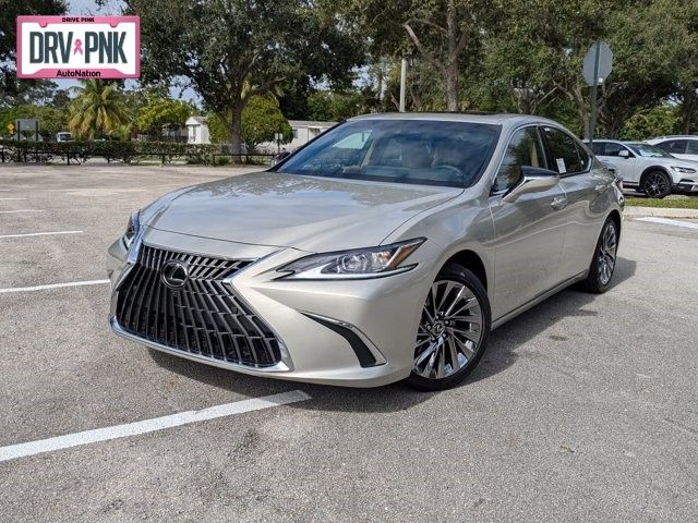 2025 Lexus ES 300h Luxury