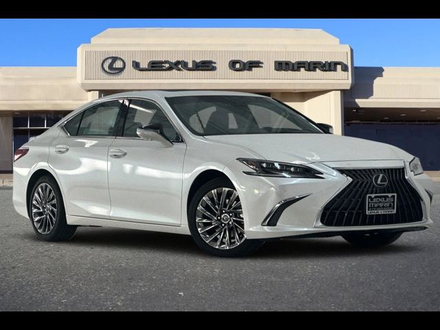 2025 Lexus ES 300h Luxury