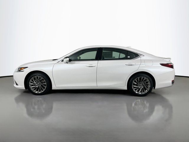 2025 Lexus ES 300h Luxury