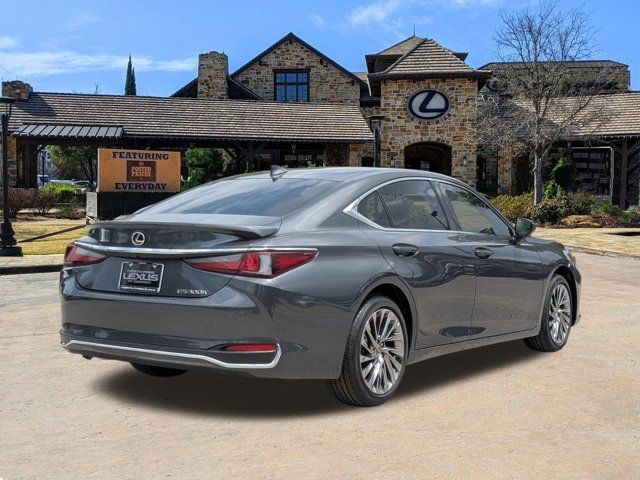 2025 Lexus ES 300h Luxury