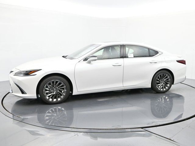 2025 Lexus ES 300h Ultra Luxury