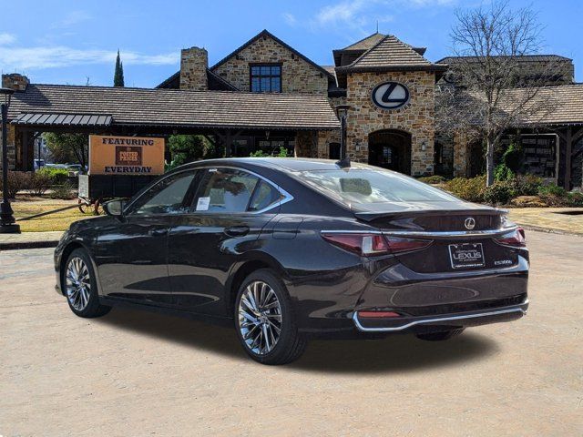 2025 Lexus ES 300h Ultra Luxury