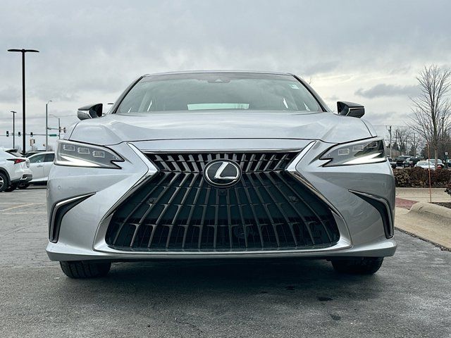 2025 Lexus ES 300h Ultra Luxury