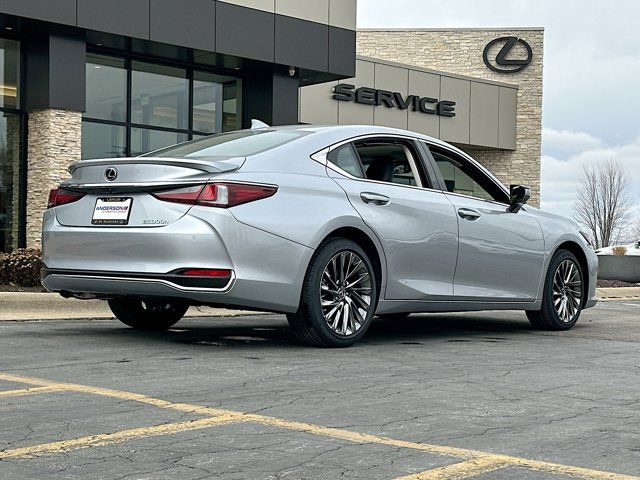 2025 Lexus ES 300h Ultra Luxury