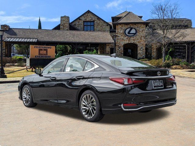 2025 Lexus ES 300h Ultra Luxury