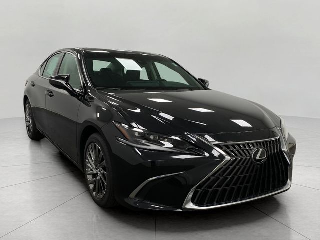 2025 Lexus ES 300h Ultra Luxury