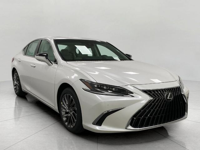 2025 Lexus ES 300h Ultra Luxury