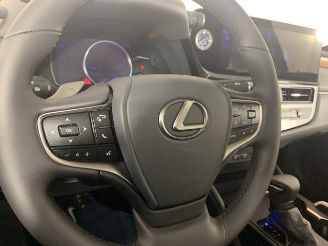 2025 Lexus ES 350