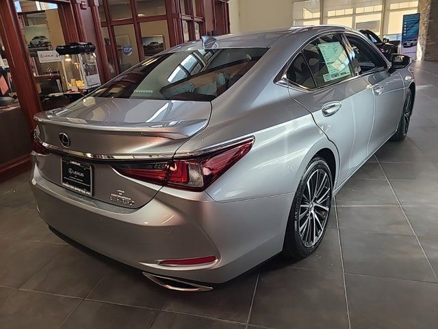 2025 Lexus ES 350