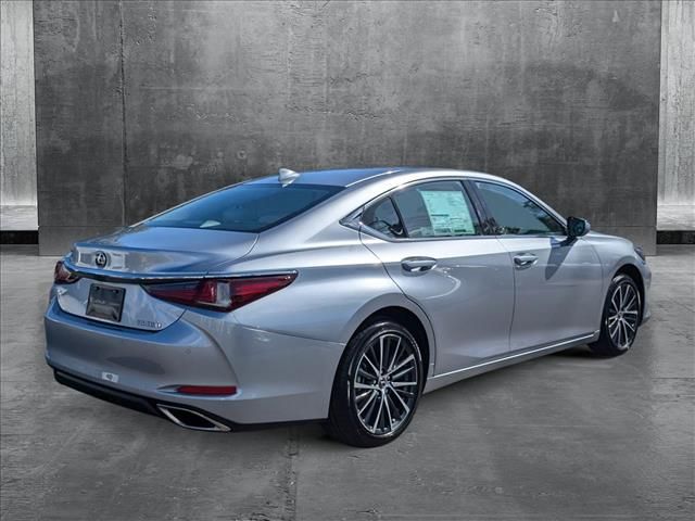 2025 Lexus ES 350