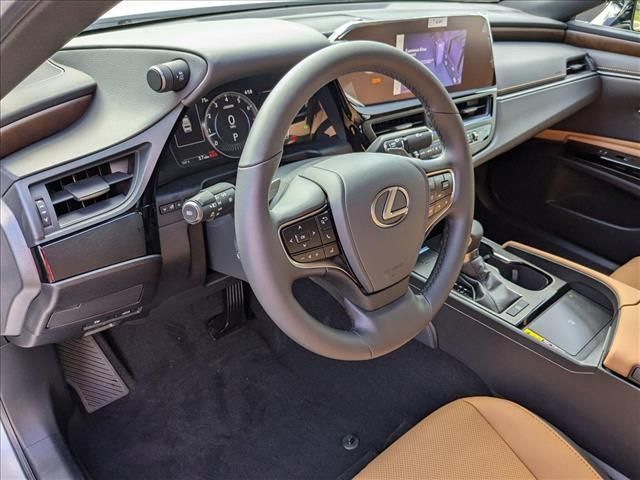 2025 Lexus ES 350