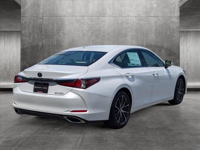 2025 Lexus ES 350