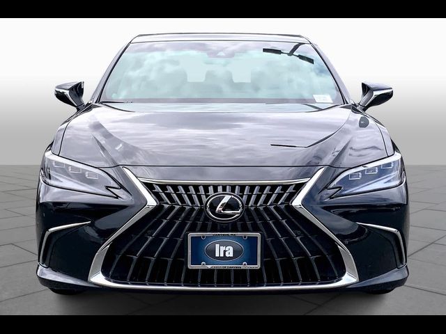 2025 Lexus ES 350 Ultra Luxury