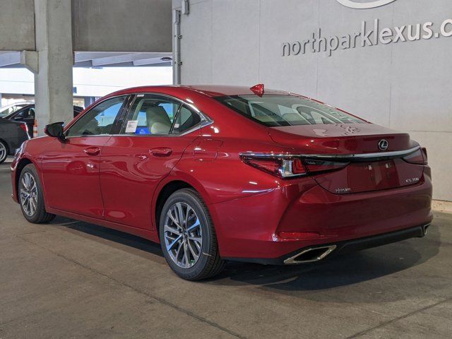 2025 Lexus ES 350