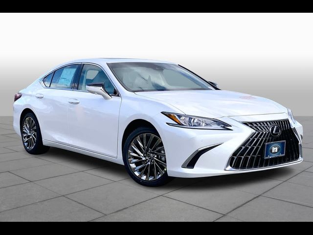 2025 Lexus ES 300h Luxury