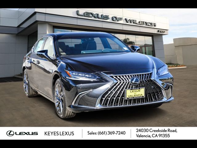 2025 Lexus ES 300h Luxury