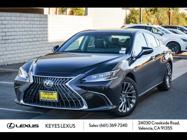 2025 Lexus ES 300h Luxury