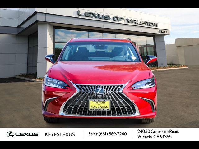 2025 Lexus ES 300h Luxury