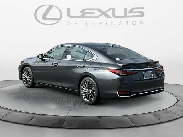 2025 Lexus ES 300h Luxury